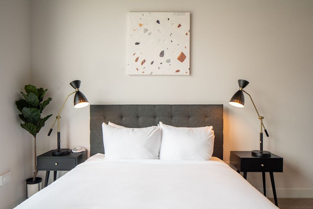 Kasa River North Chicago Comfort Studio, 1 Queen Bed, Kitchen (Self Check-in with Virtual Front Desk) 2