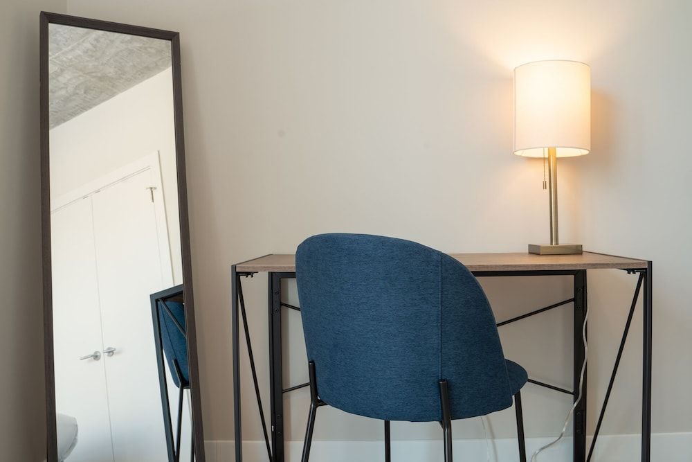 undefined Kasa River North Chicago 8