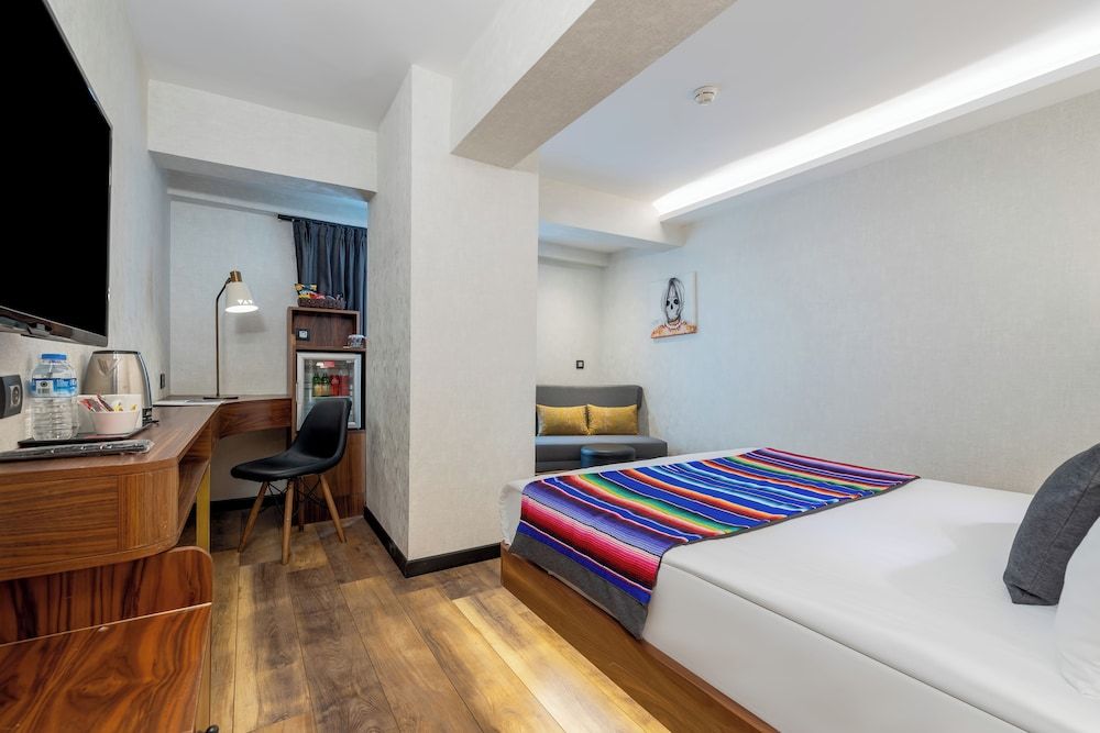 HAY Hotel Alsancak Standard Double Room 2