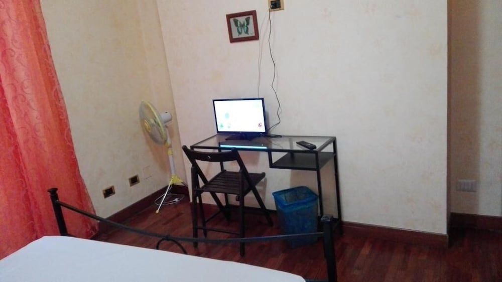 Residenza Laterano Standard Double Room, Shared Bathroom 12