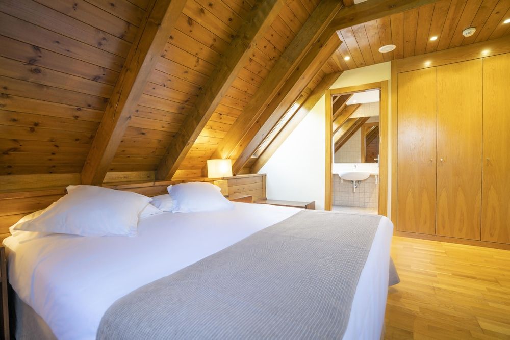 Hotel & Restaurante Peña Habitación Doble Superior Abuhardillada 3