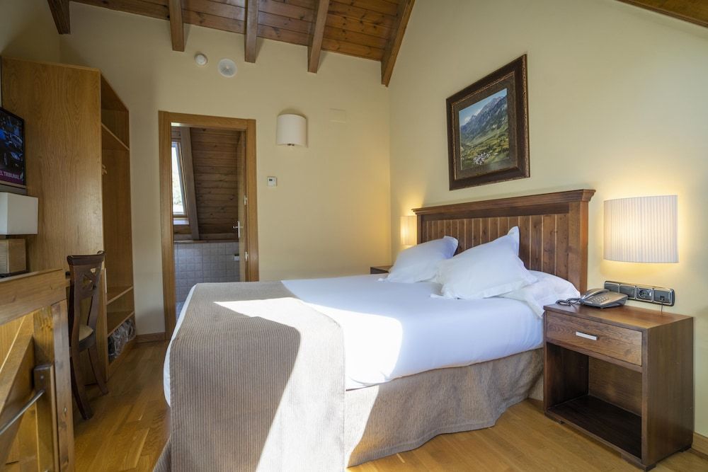 Hotel & Restaurante Peña Family Room 5