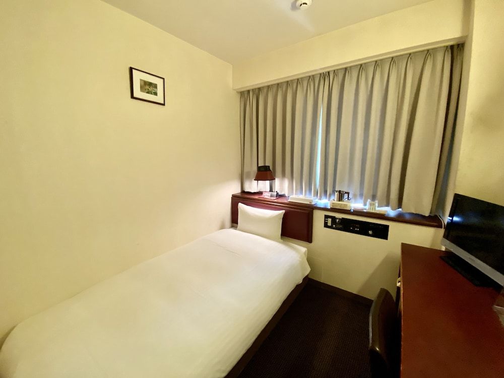 Single Room, Smoking (A)