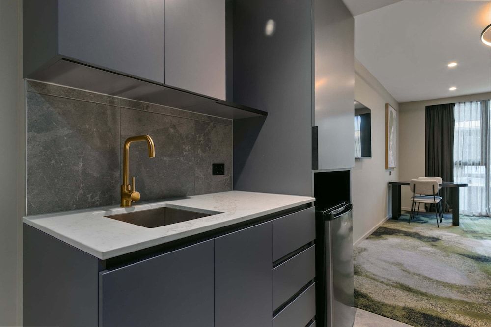 Accessible King Studio