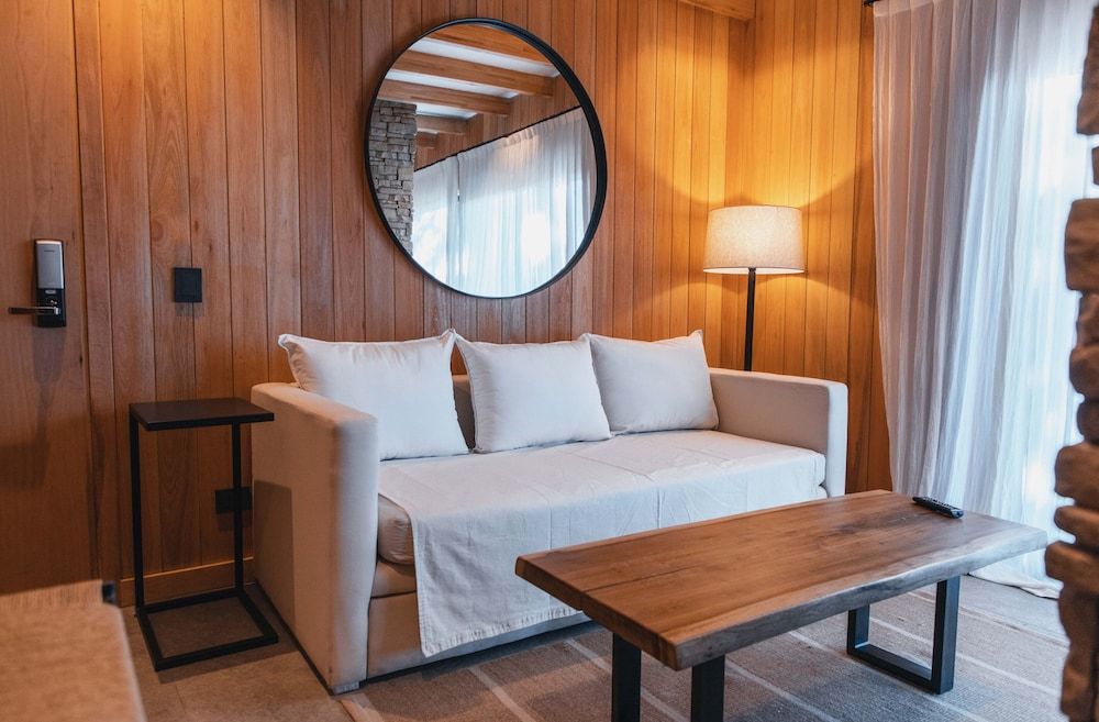 El Refugio Ski & Summer Lodge Superior Villa 2