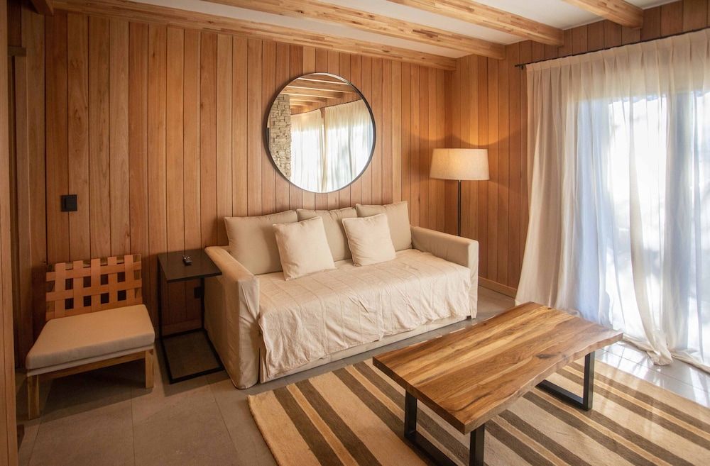 El Refugio Ski & Summer Lodge Deluxe Villa 3