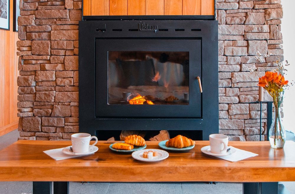 El Refugio Ski & Summer Lodge Deluxe Villa 6