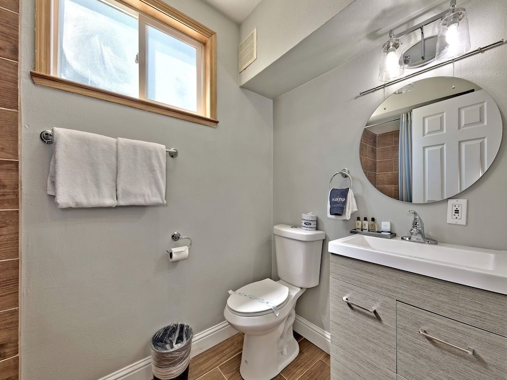 Secrets Inn Lake Tahoe Standard Single Room 6