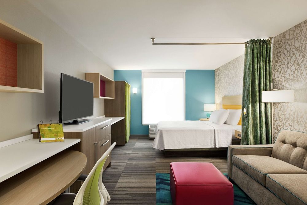 Studio, 1 Queen Bed, Accessible, Bathtub