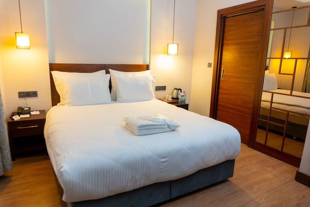Long Stay İstanbul Hotel Deluxe Double or Twin Room 2