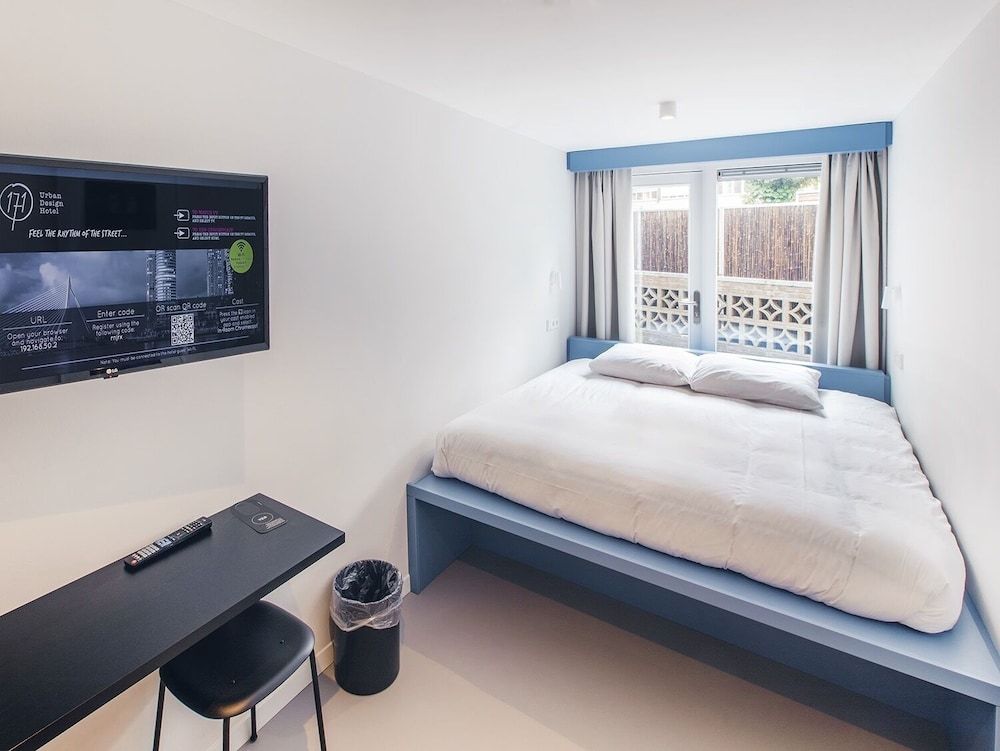 undefined Hotel 171 2