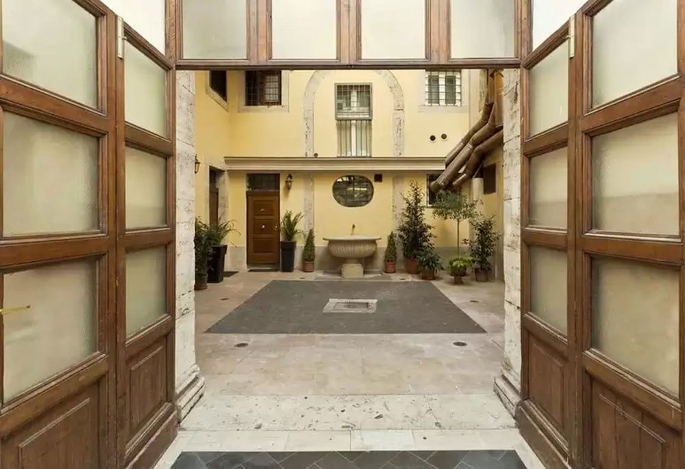 undefined Navona Stay