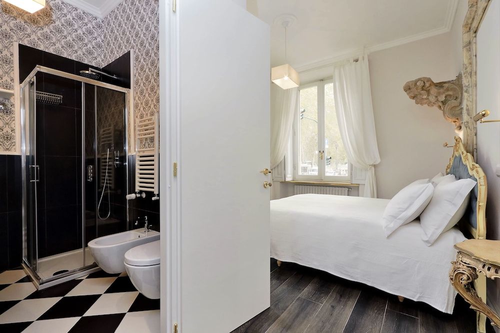 undefined Luxury Rooms 10