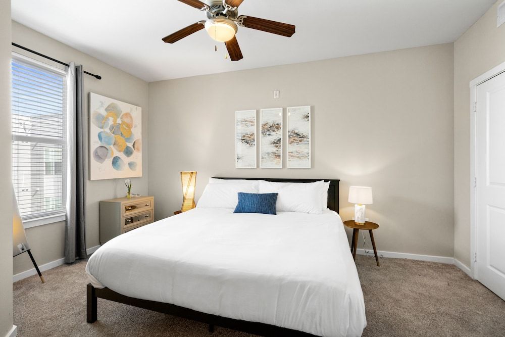 Comfort Apartment, 1 King Bed with Sofa bed, Non Smoking (Self Check-in with Virtual Front Desk)