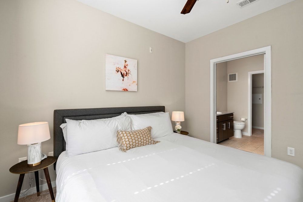 Signature Apartment, 2 Bedrooms, Non Smoking, 2 Bathrooms (Self Check-in with Virtual Front Desk)