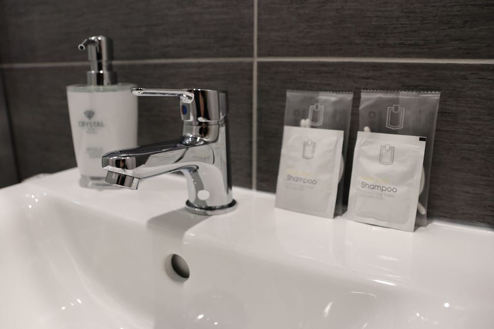 Hotel Crystal Business Double Room 9