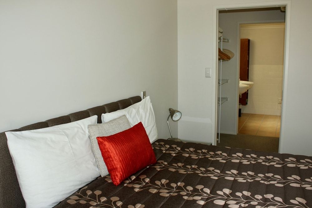 Traditional Apartment, 2 Bedrooms, 2 Bathrooms, Beachside