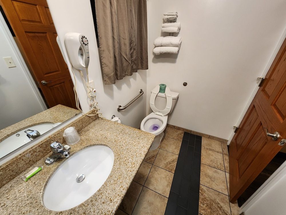 Jefferson Hills Motel Deluxe Single Room 7