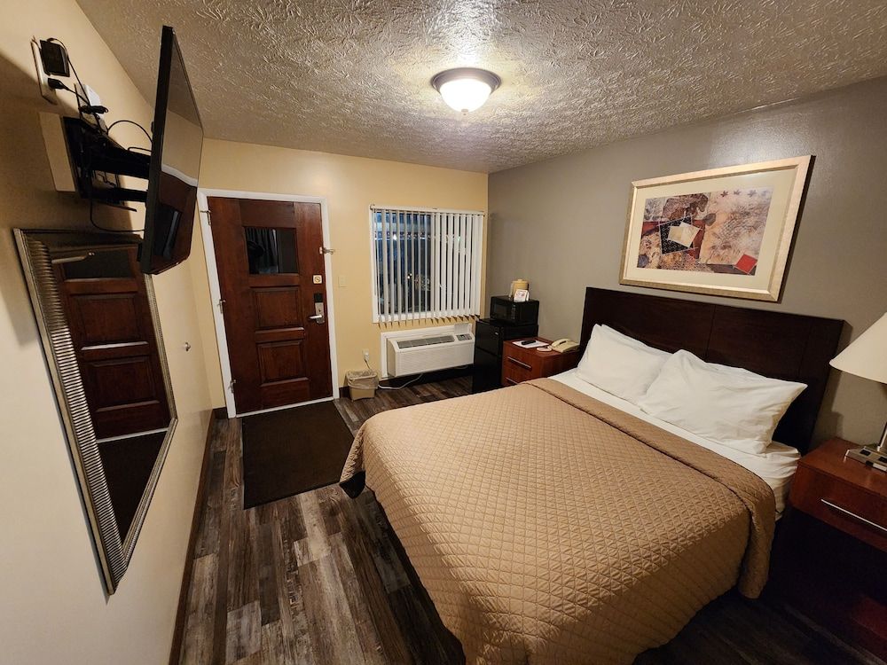 Jefferson Hills Motel Deluxe Single Room 3