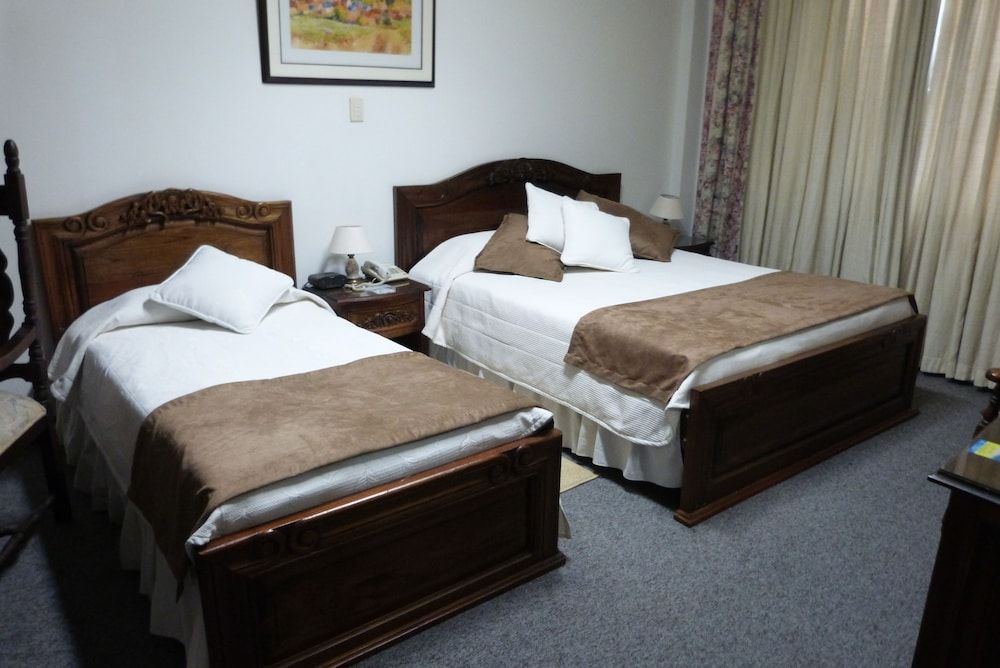 Gran Hotel Pereira Standard Triple Room, 1 Bedroom 2