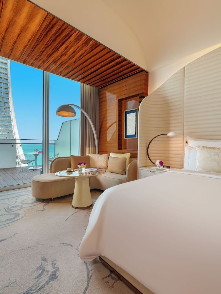 undefined Fairmont Doha 5