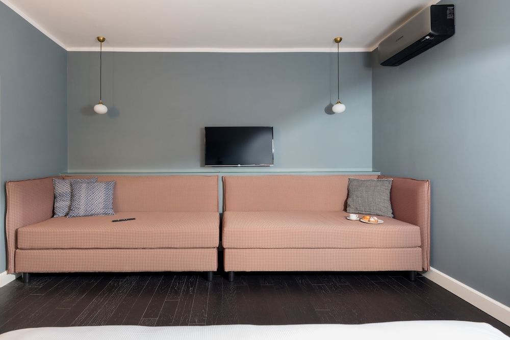 Rinuccini Relais Economy Quadruple Room 4