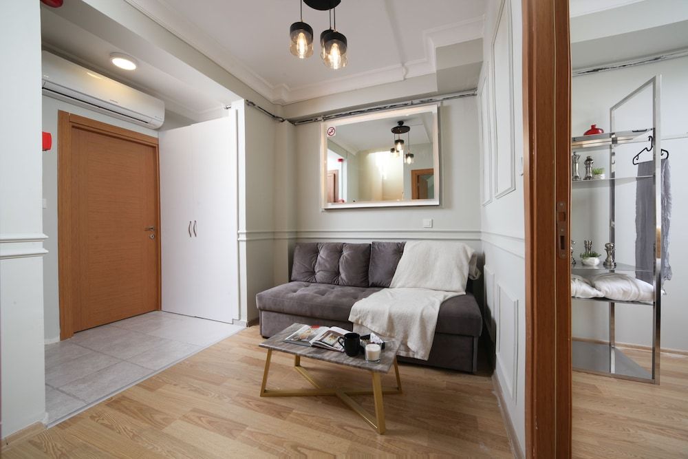 Beddington Residence Sisli Penthouse Apartment with Terrace 9