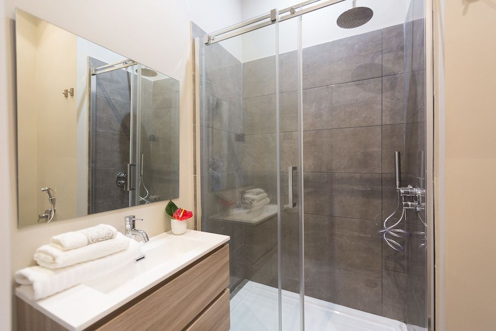 126 Gracchi Suites Double Room, Private Bathroom (Lusso) 19