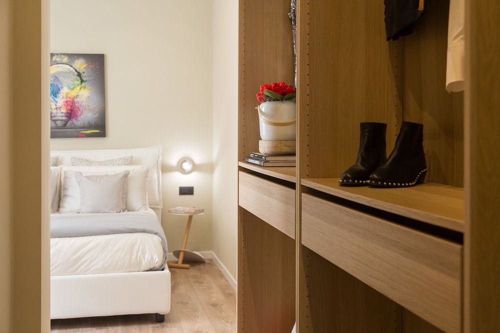 126 Gracchi Suites Standard Double Room 7