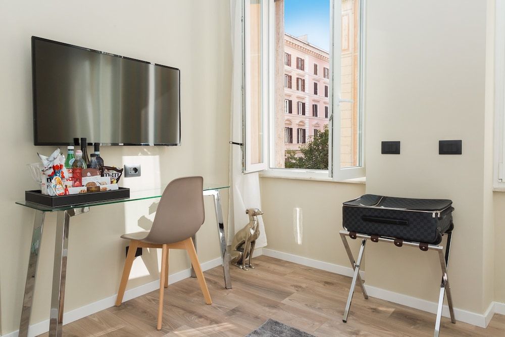 126 Gracchi Suites Double Room, Private Bathroom (Lusso) 22