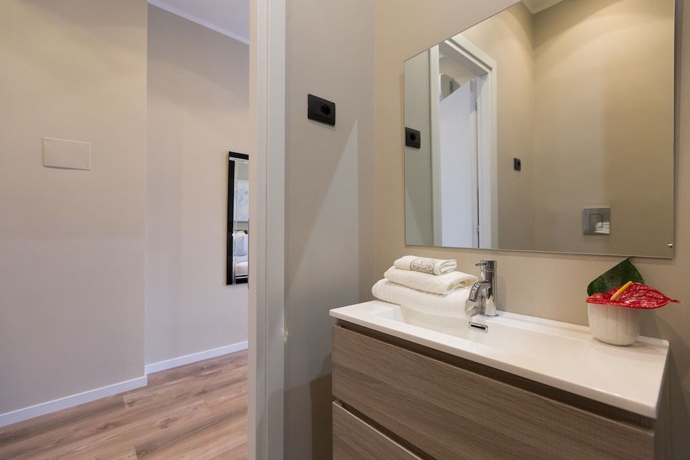 126 Gracchi Suites Double Room, Private Bathroom (Lusso) 20