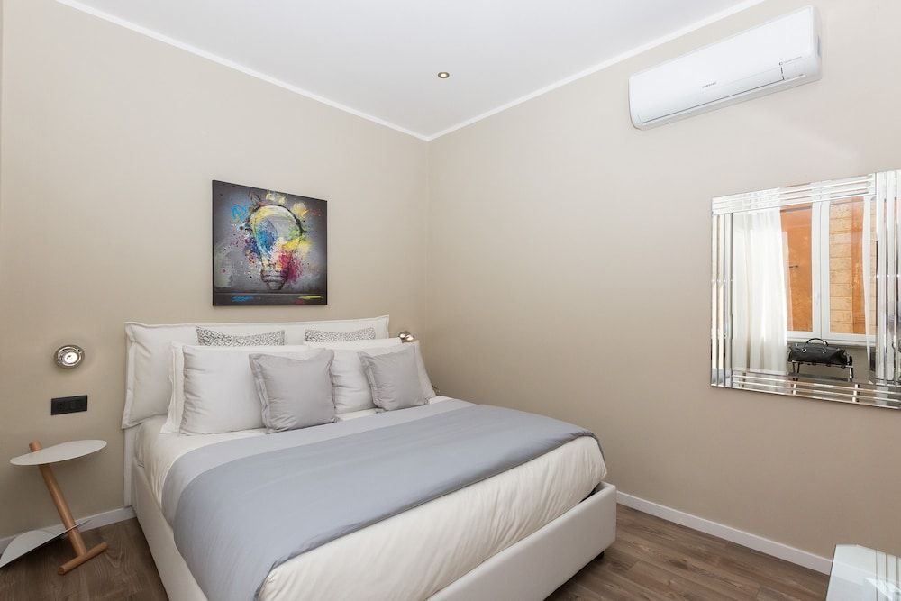 126 Gracchi Suites Standard Double Room