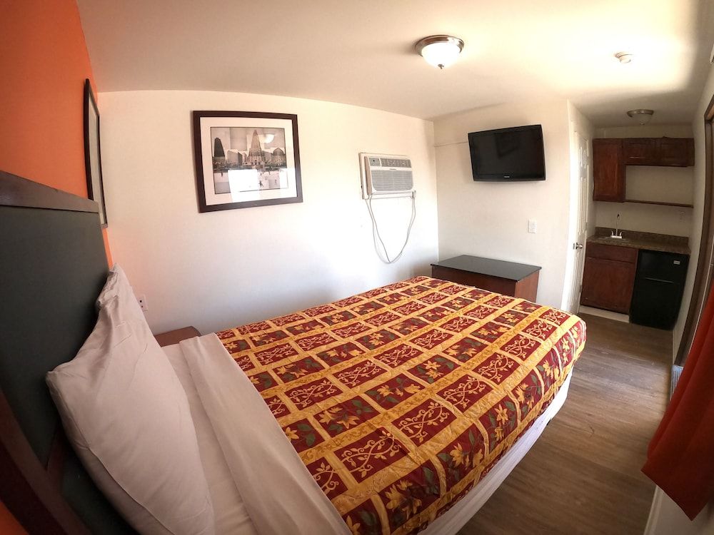 Rest Inn - Elizabeth Room 3