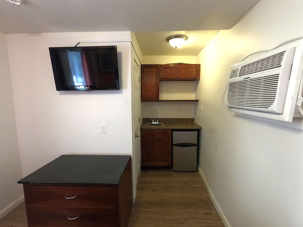 Rest Inn - Elizabeth Room 4