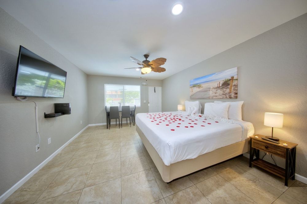 Surf & Sand Hotel Deluxe Studio 3