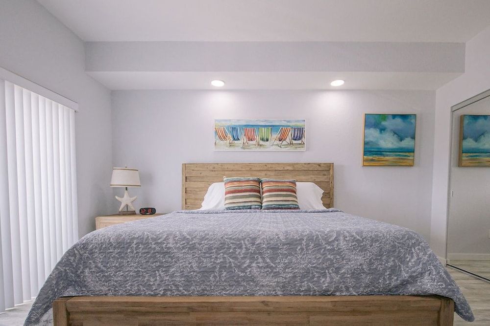 Vistalmar Beach Resort Deluxe Suite 4