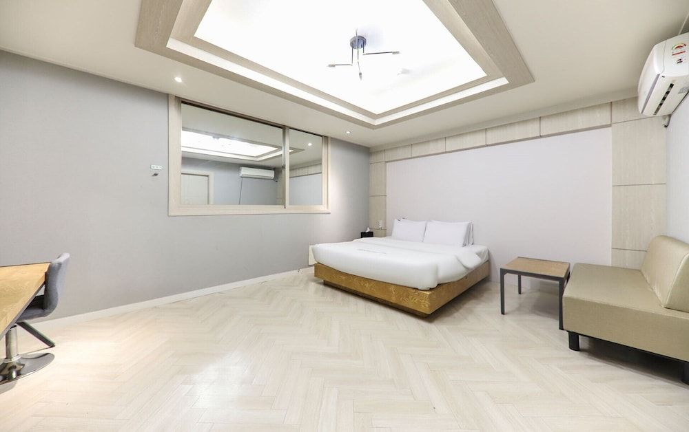 Eco Hotel Deluxe Room, Bathtub 2