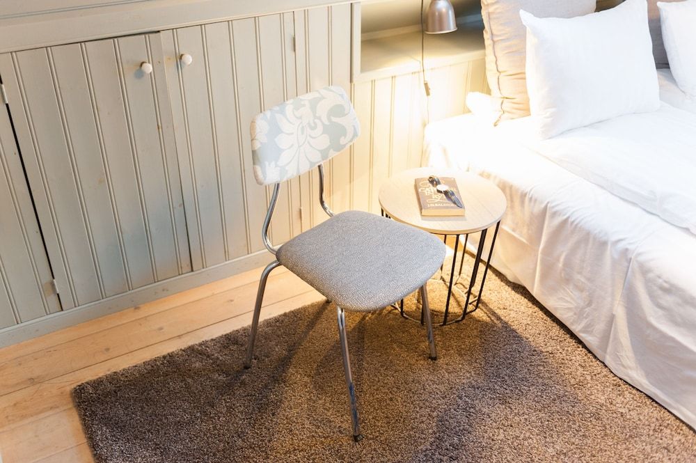 Reykjavik Treasure Double Room, Private Bathroom (Self Check-in) 38