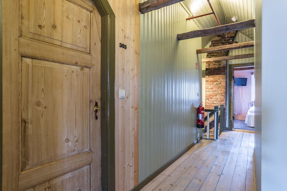 Reykjavik Treasure Double Room, Private Bathroom (Self Check-in) 39