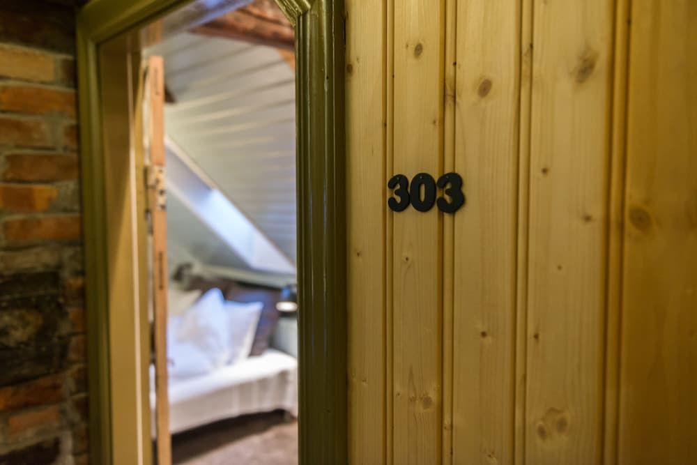 Reykjavik Treasure Double Room, Private Bathroom (Self Check-in) 31