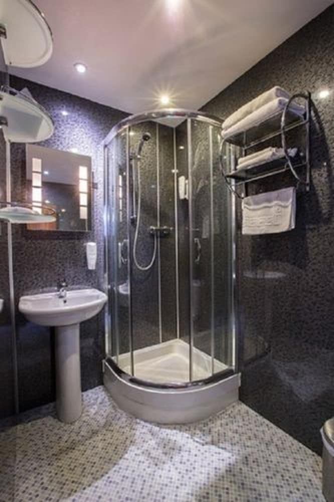 The Redcliffe Double Room