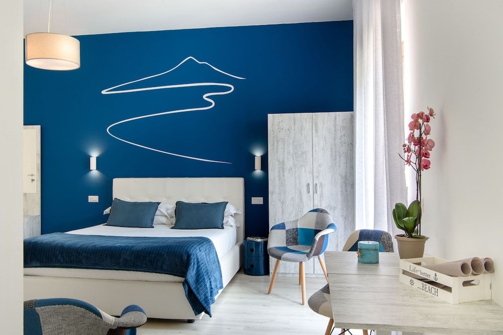 undefined Les Suites des Tout le Monde 5