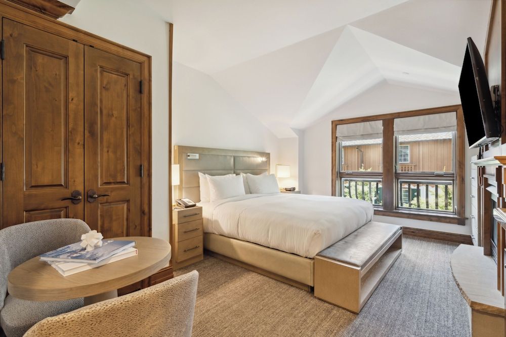 Luxury Condo, 3 Bedrooms