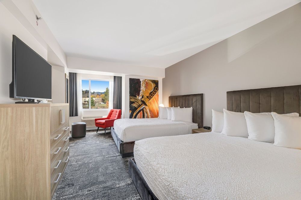 Standard Room, 2 Queen Beds, Lakeside