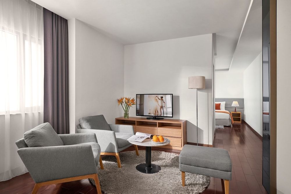 Oakwood Hotel & Apartments Saigon Studio Deluxe Twin 5