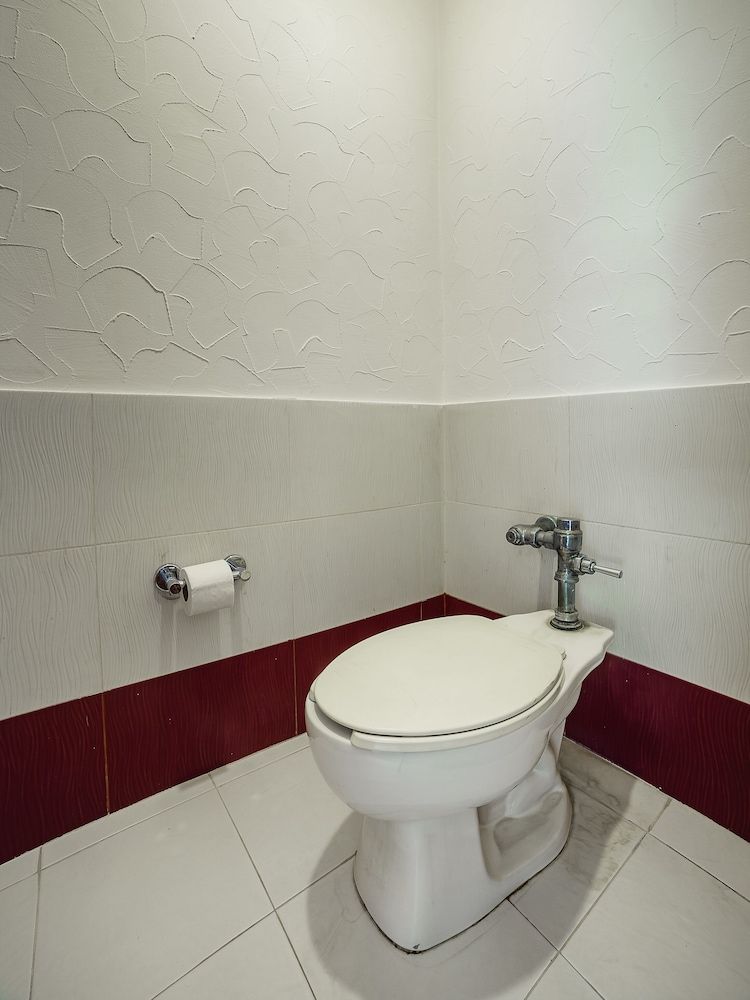 Hotel Verona Standard Room, 2 Double Beds 12