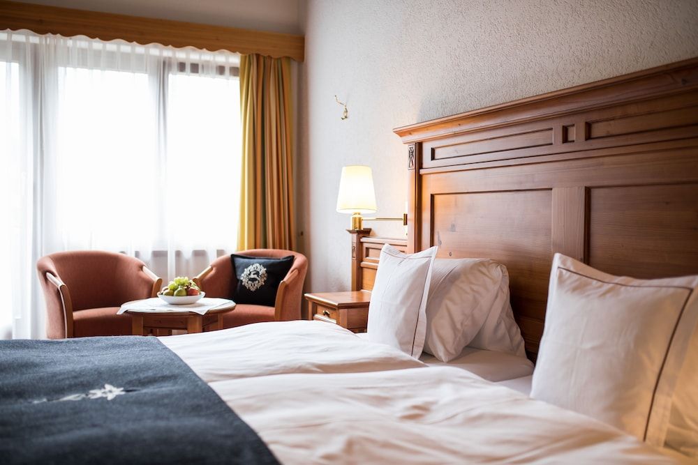 National Zermatt – Matterhorn Views, Sunnegga Gateway & SPA Double Room with Matterhorn View