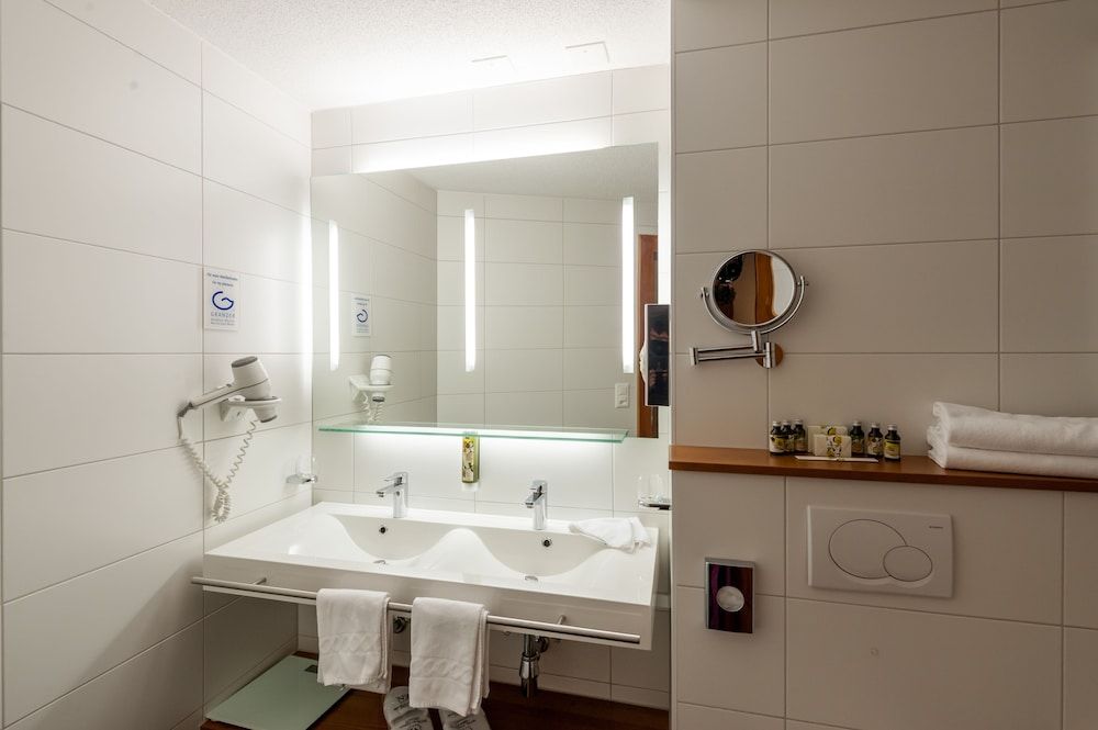 National Zermatt – Matterhorn Views, Sunnegga Gateway & SPA Double Room with Matterhorn View 6