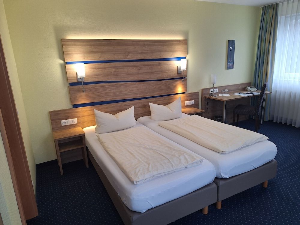 Hotel Am Freischuetz Comfort Double Room 9