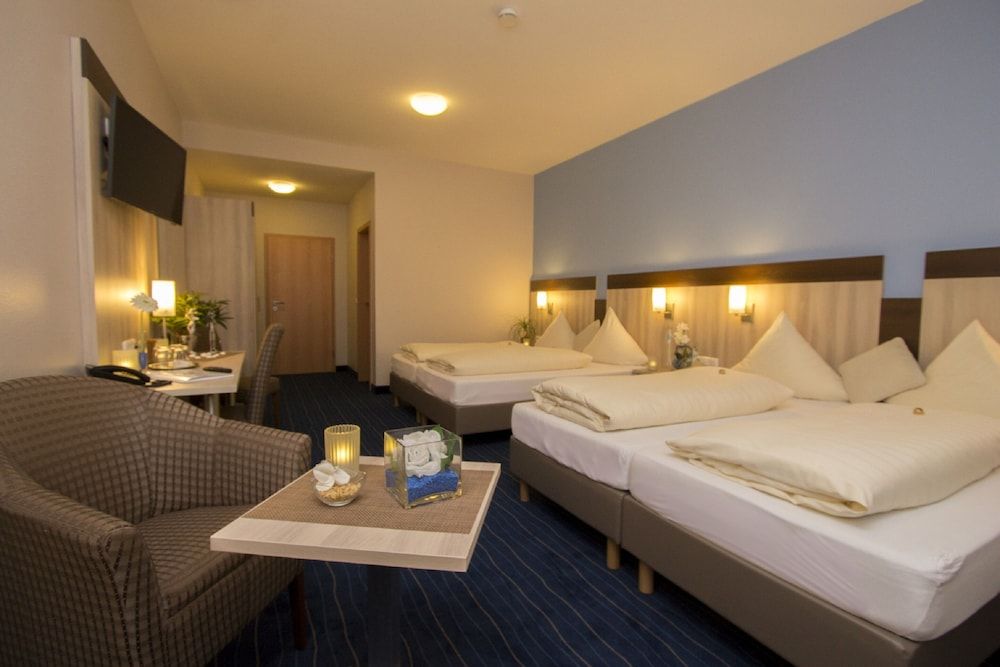 Hotel Am Freischuetz Superior Quadruple Room, 1 Bedroom, Non Smoking